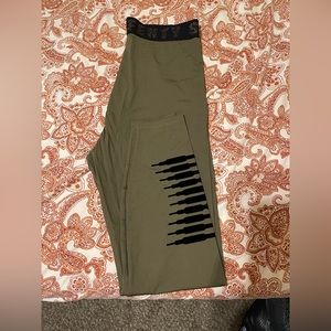 Savage x Fenty long stretchy yoga pant